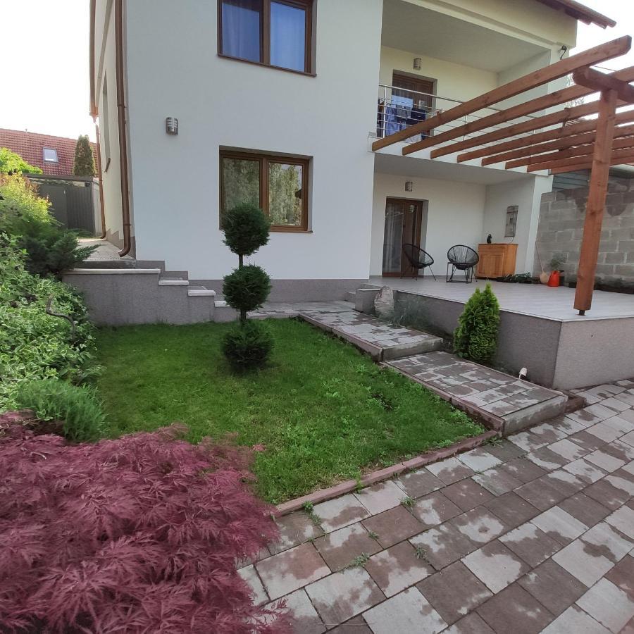 Fabi 2 Apartment Heviz Exterior photo