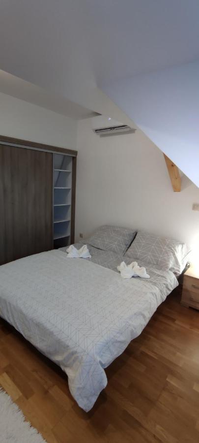 Fabi 2 Apartment Heviz Exterior photo